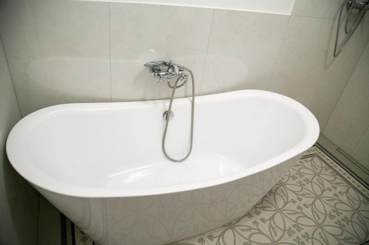 Velky 3-Izbovy Apartman Bratislava-Stare Mesto מראה חיצוני תמונה