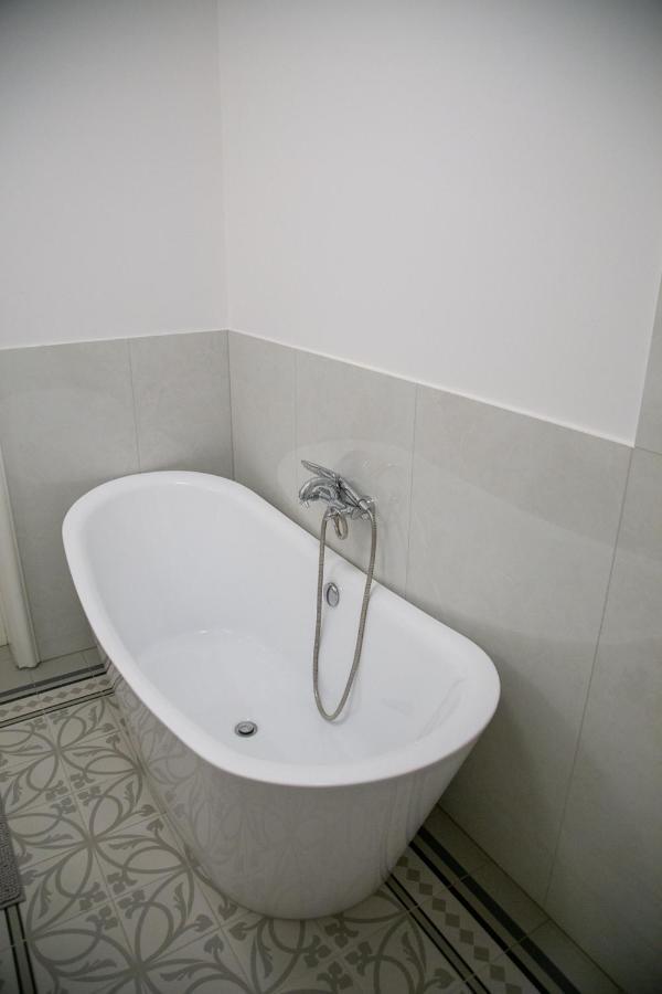 Velky 3-Izbovy Apartman Bratislava-Stare Mesto מראה חיצוני תמונה