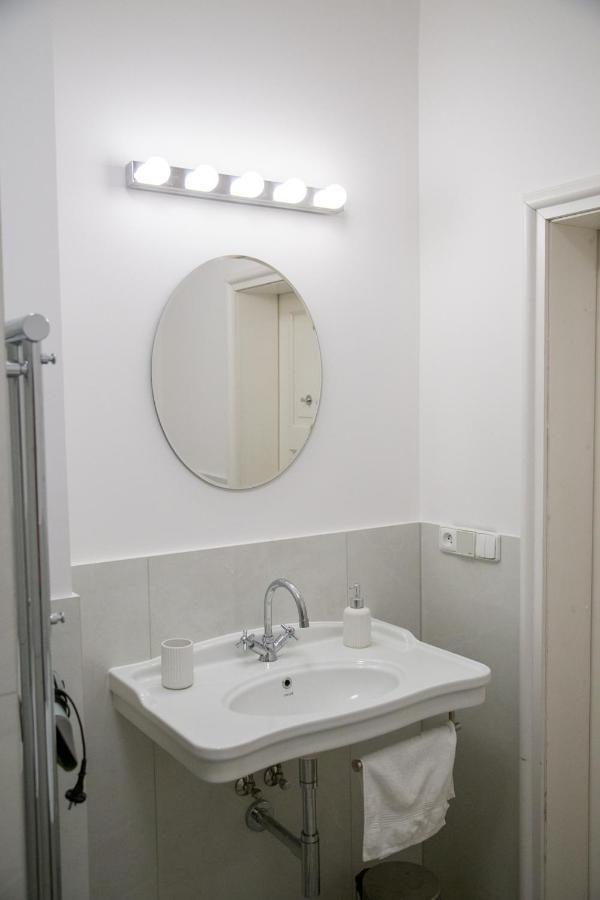 Velky 3-Izbovy Apartman Bratislava-Stare Mesto מראה חיצוני תמונה